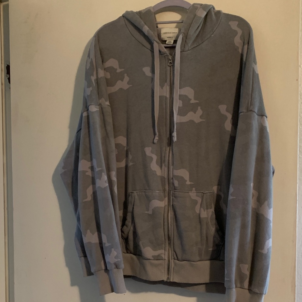 American Eagle Outfitters Gray Camo Zip-Up Hoodie Men’s L